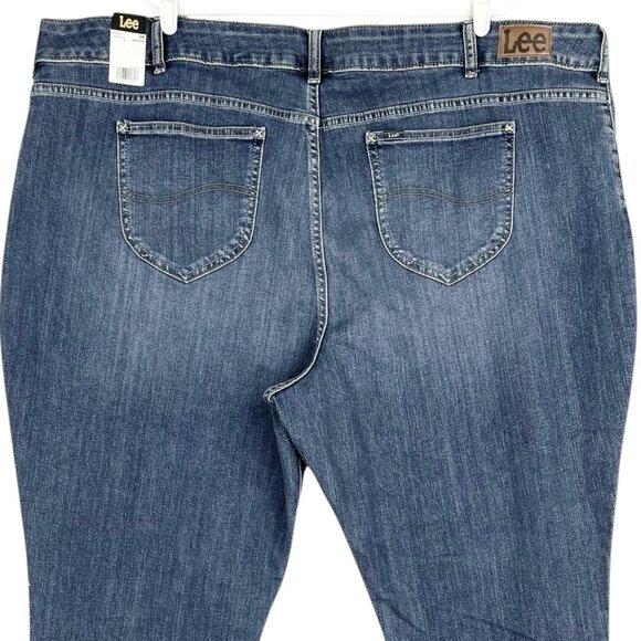 Lee Women's Legendary Stretch Blue Denim Jeans Plus Sz 30W Straight Mid Rise NWT - Picture 4 of 12